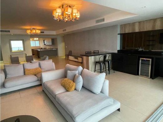 Daire Bella Vista, Distrito de Donoso