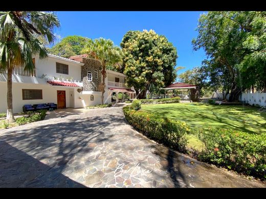 호화 저택 / Playa Coronado, Provincia de Coclé