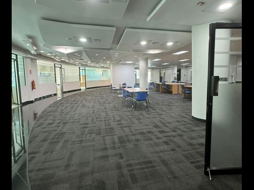 Офис, Bella Vista, Distrito de Donoso