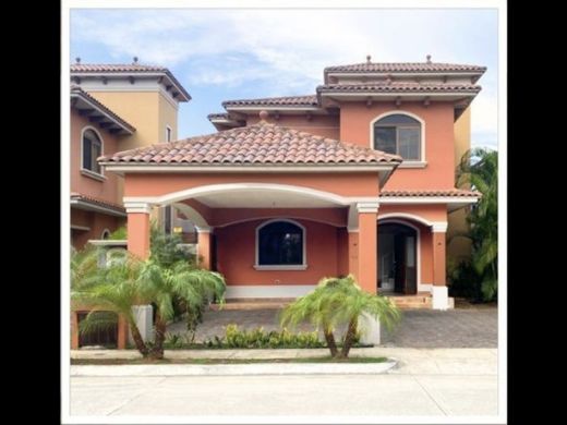 Πολυτελή κατοικία σε Juan Díaz, Distrito de Antón