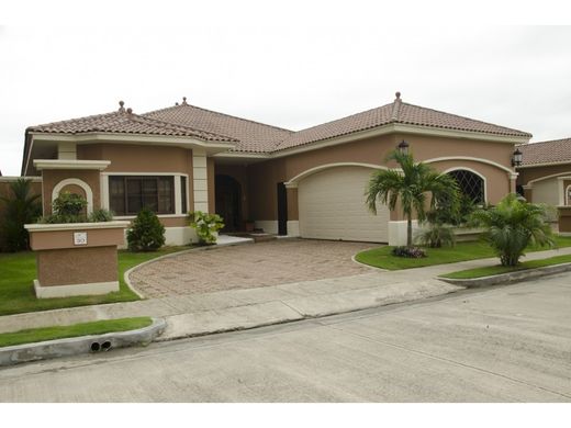 Luxe woning in Juan Díaz, Distrito de Antón