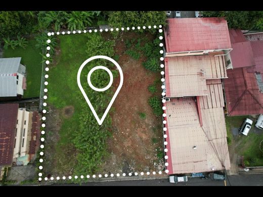 パナマシティ, Distrito de Panamáの土地