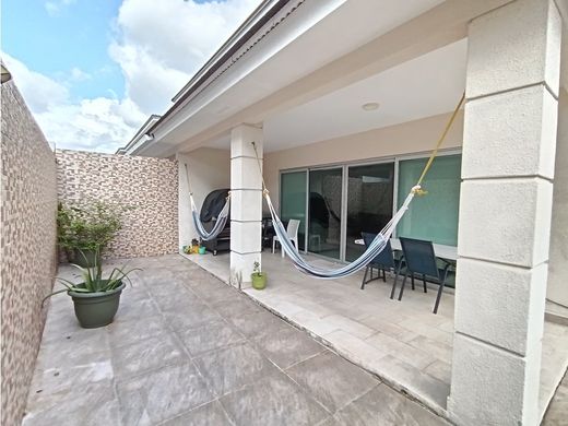 Luxury home in Ancón, Distrito de Panamá