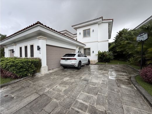 Juan Díaz, Distrito de Antónの高級住宅