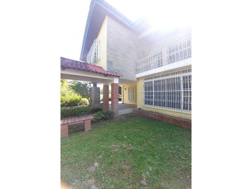 منزل ﻓﻲ Penonomé, Distrito Penonomé