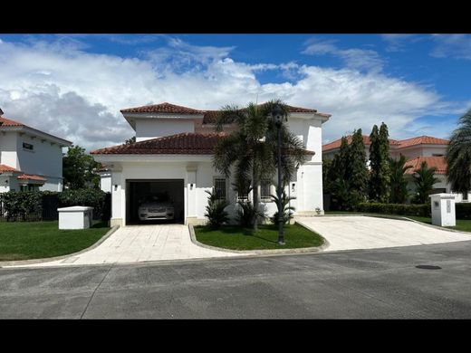 Maison de luxe à Juan Díaz, Distrito de Antón