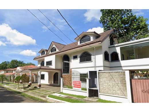 Luxury home in Albrook, Distrito de Panamá