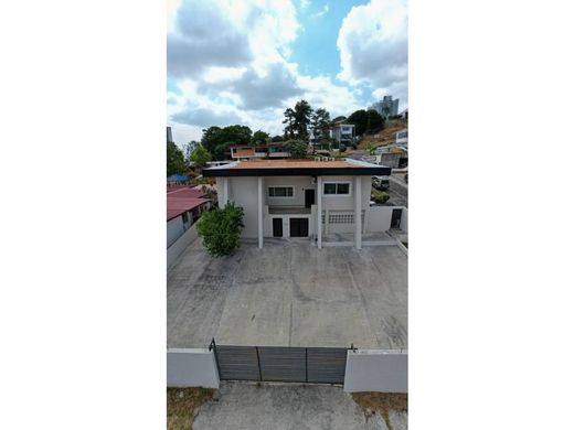 Luxus-Haus in Betania, Distrito de Panamá