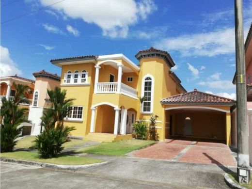 Luxury home in San Miguelito, Distrito San Miguelito