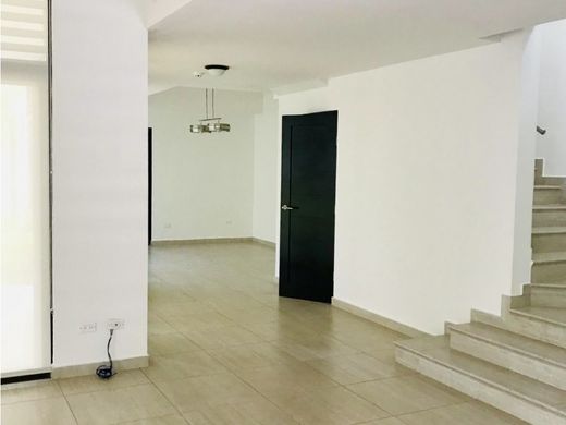 Casa de luxo - Arraiján, Distrito Arraiján