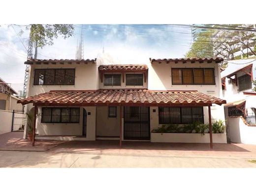 ‏דופלקס ב  Bella Vista, Distrito de Donoso