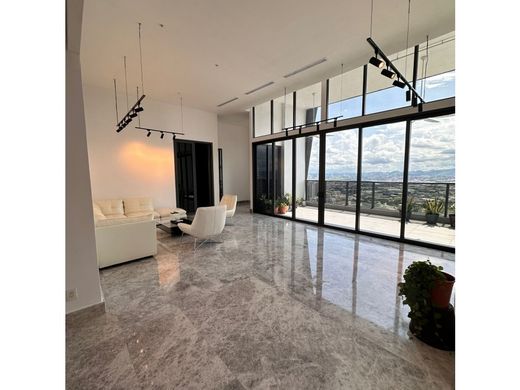 Penthouse Panama (şehir)
, Distrito de Panamá