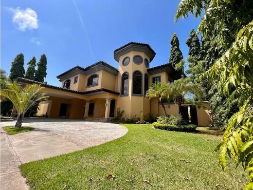 Maison de luxe à Juan Díaz, Distrito de Antón