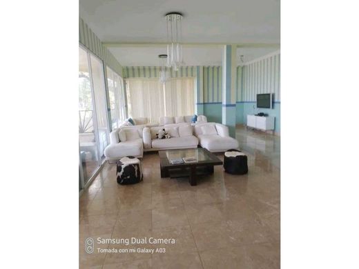 Casa di lusso a María Chiquita, Distrito de Portobelo