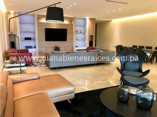 Apartment / Etagenwohnung in Panama-Stadt, Distrito de Panamá