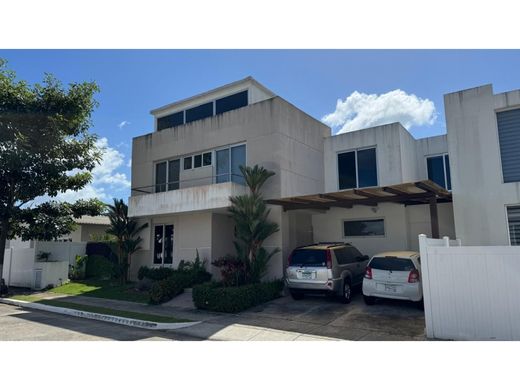 Luxe woning in Juan Díaz, Distrito de Antón