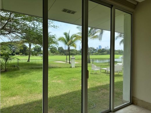 Apartment / Etagenwohnung in Juan Díaz, Distrito de Antón