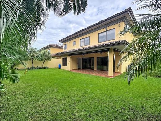 Πολυτελή κατοικία σε Juan Díaz, Distrito de Antón