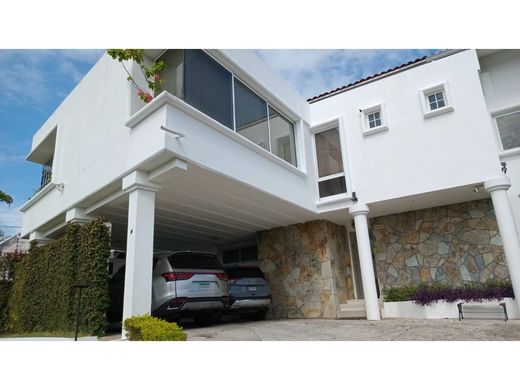 Betania, Distrito de Panamáの高級住宅