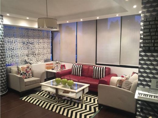 Apartment / Etagenwohnung in Bella Vista, Distrito de Donoso