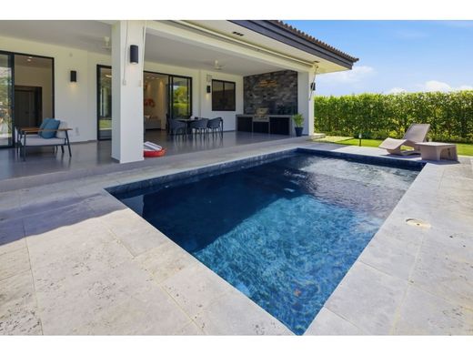 Casa de luxo - Río Hato, Distrito de Antón