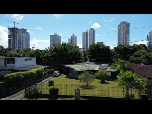 Teren w Panama, Distrito de Panamá