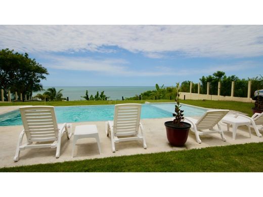 Luxury home in San Carlos, Distrito de San Carlos