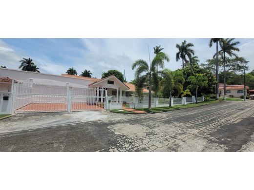 Элитный дом, Arraiján, Distrito Arraiján