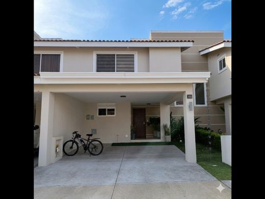 Luxury home in Panama Pacifico, Provincia de Panamá