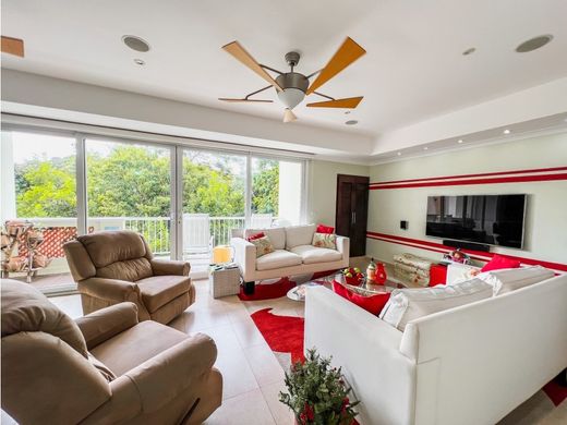 Panama Pacifico, Provincia de Panamáのアパートメント