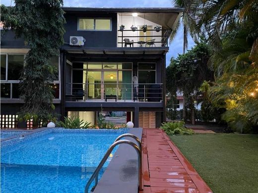 Luxus-Haus in Albrook, Distrito de Panamá
