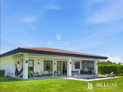 Luxury home in Río Hato, Distrito de Antón