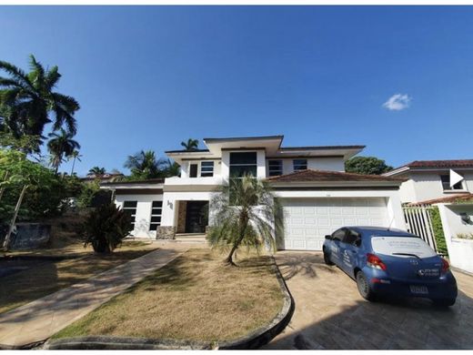 Luxury home in Albrook, Distrito de Panamá