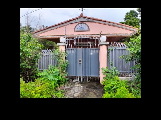 Элитный дом, Altos de San Francisco, Distrito de La Chorrera
