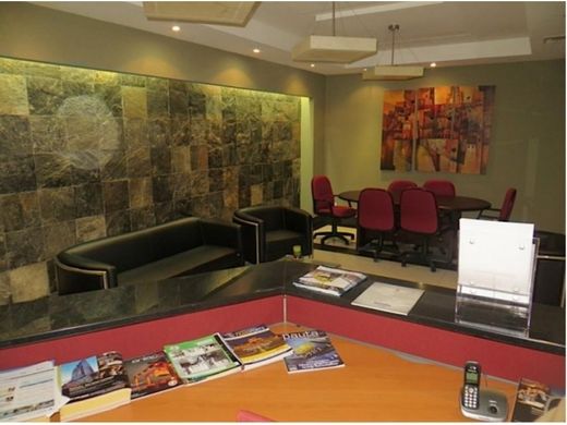 مكتب ﻓﻲ Bella Vista, Distrito de Donoso