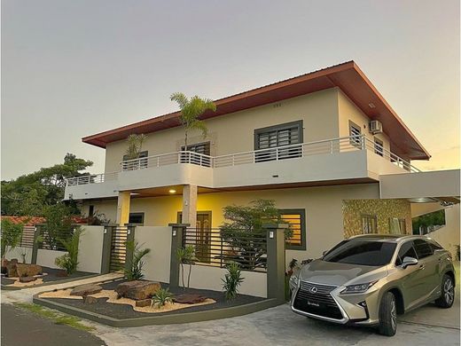 Luxury home in San Carlos, Distrito de San Carlos
