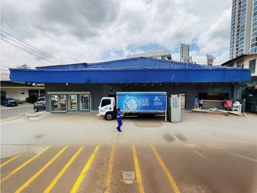Residential complexes in Panama City, Distrito de Panamá