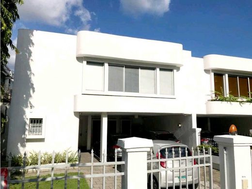 Luxury home in Panama City, Distrito de Panamá