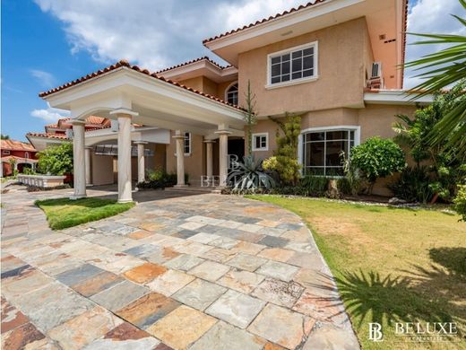 Luksusowy dom w Juan Díaz, Distrito de Antón