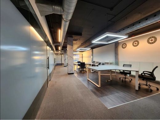 Офис, Bella Vista, Distrito de Donoso