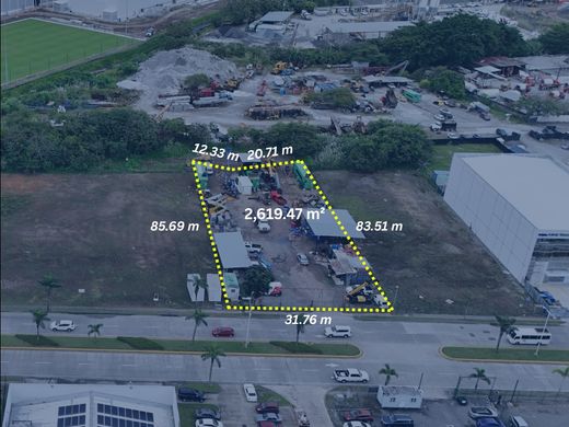 Terreno a Juan Díaz, Distrito de Antón