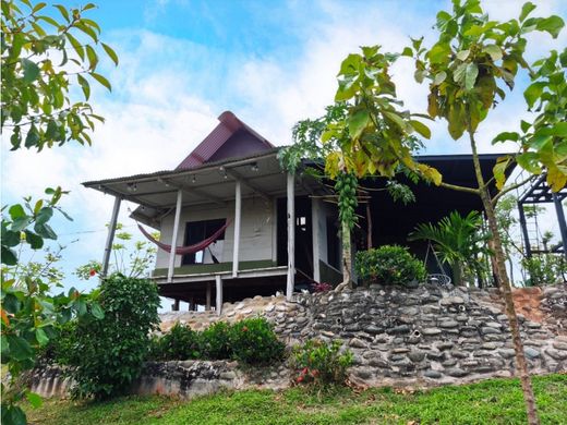 Chalet in Veraguas, Distrito de Santa Fé