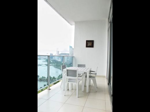 Apartment / Etagenwohnung in Bella Vista, Distrito de Donoso