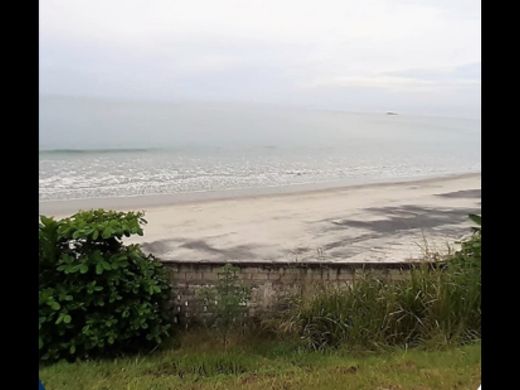 Terreno a Playa Coronado, Provincia de Coclé