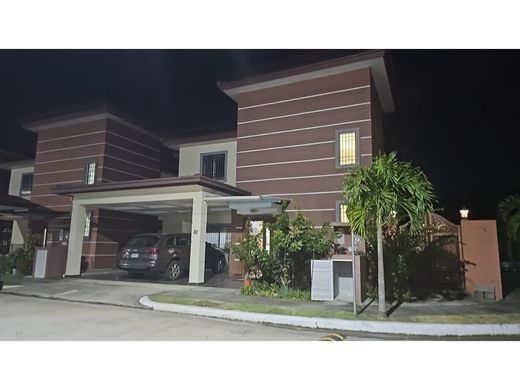 Casa de luxo - San Miguelito, Distrito San Miguelito