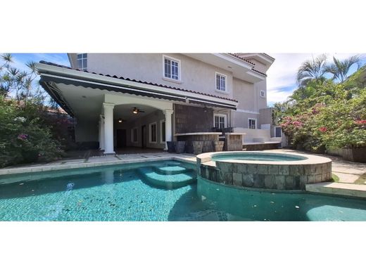 Luxury home in Juan Díaz, Distrito de Antón