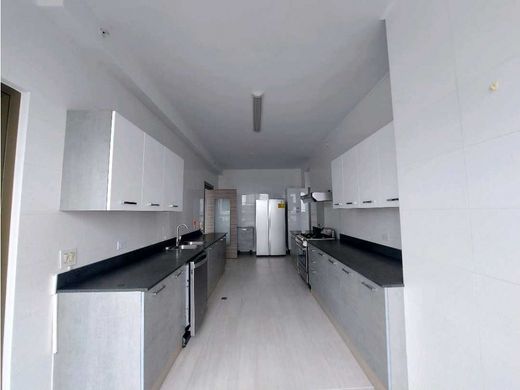Apartment for rent per month in Juan Díaz