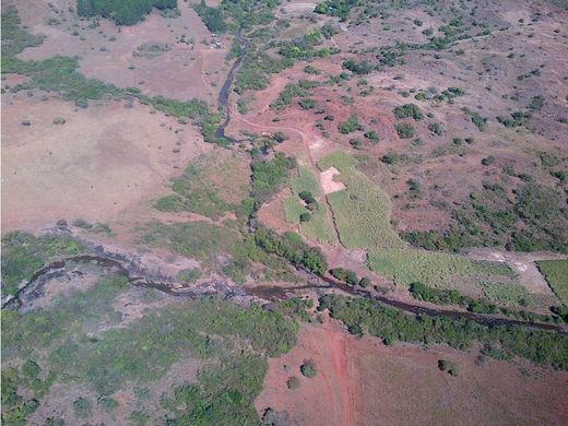 Olá, Distrito de Oláの土地