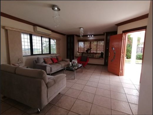 Casa di lusso a San Miguelito, Distrito San Miguelito