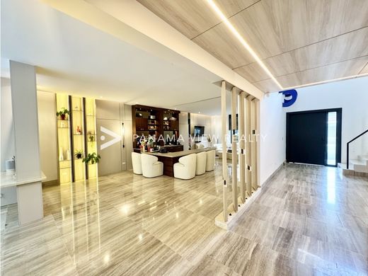 Элитный дом, Панама, Distrito de Panamá